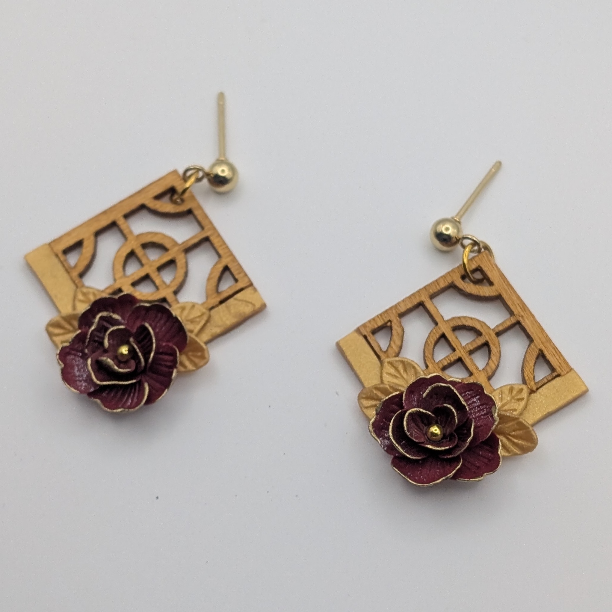 Burgundy Rose Lattice Drops - Image 2